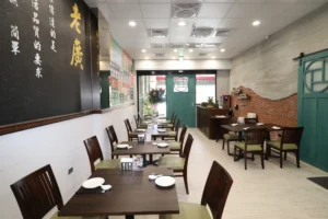 前鎮區 港式茶餐廳｜用餐區