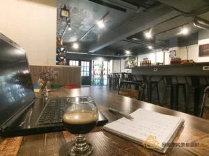 林泉街 酒吧｜內部座位區